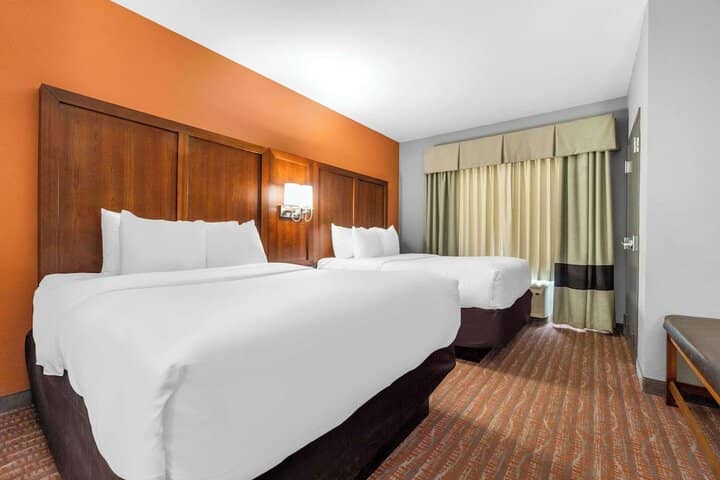 Room 20 of 43