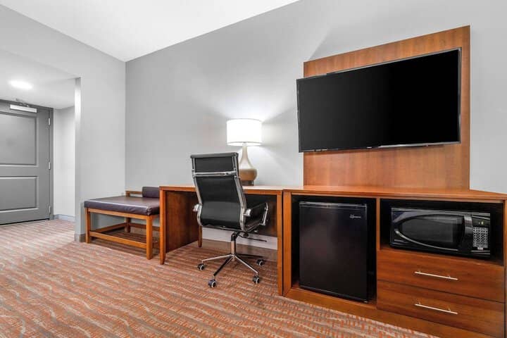 Room 12 of 43
