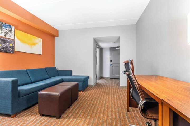 Room 18 of 43